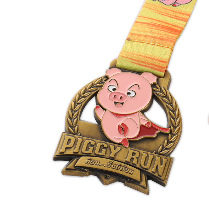 Medalhas personalizadas de corrida Piggy Run nos Estados Unidos em ouro cross country
