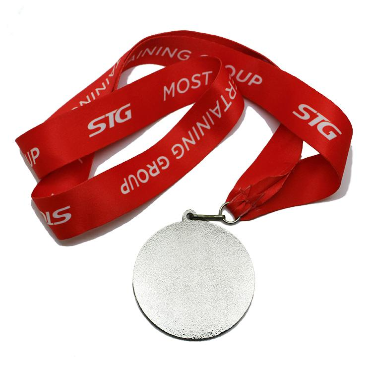 Medalha de metal em pasta de cor personalizada com cordão