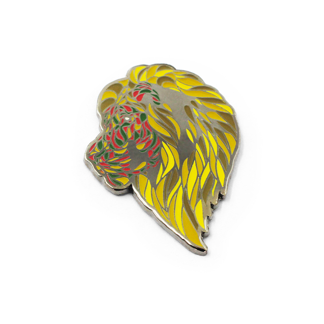Emblema de lapela de esmalte de anime macio com logotipo personalizado