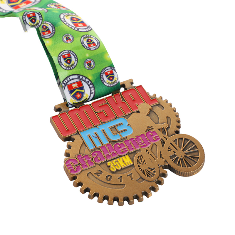 Desafio 35K Estrela de Bronze Ciclismo Colar Milagroso Religioso Medalhas E Fitas Militares
