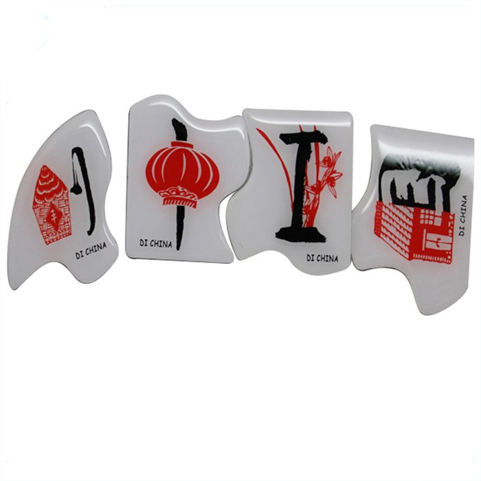 Pin de lapela com impressão deslocada de logotipo personalizado em formato irregular