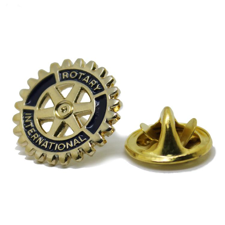 Alfinete de lapela rotativo de metal personalizado com trança dourada