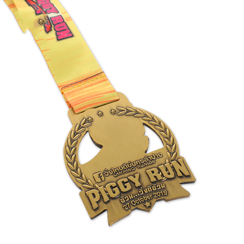 Medalhas personalizadas de corrida Piggy Run nos Estados Unidos em ouro cross country
