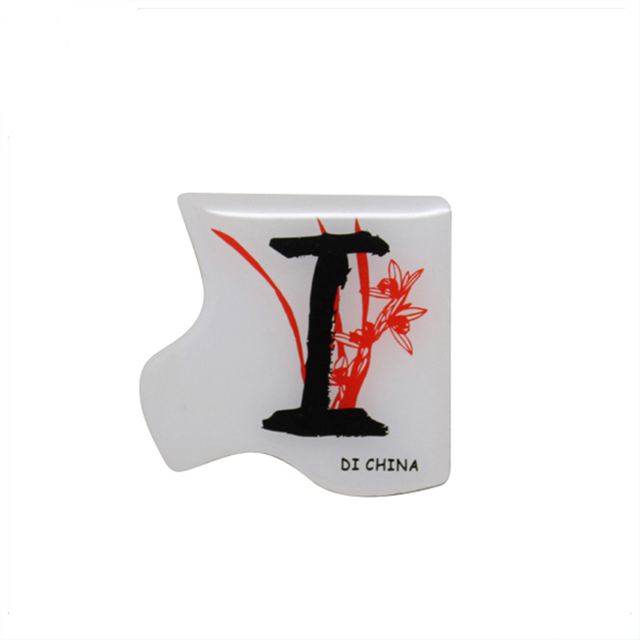 Pin de lapela com impressão deslocada de logotipo personalizado em formato irregular